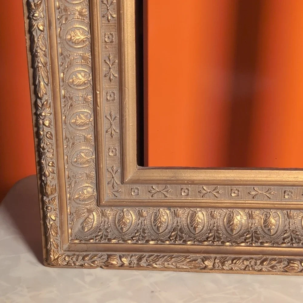 The Unbranded Brand this ornate